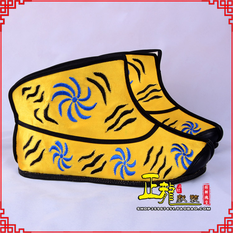 麻栗坡.美猴王靴子虎纹靴金黄快靴 猴鞋