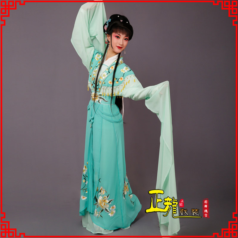 麻栗坡青衣水袖戏服演出服 云肩花旦衣